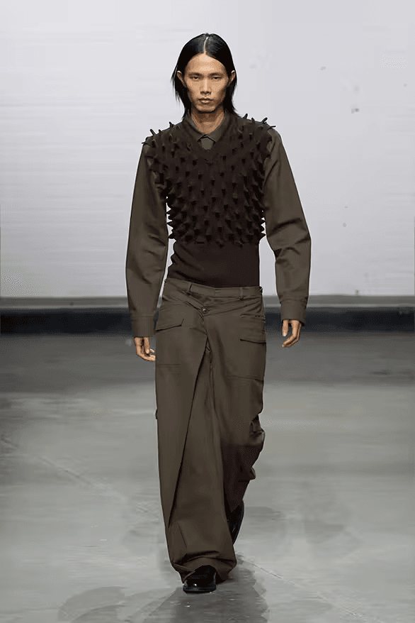 Chet Lo 正式發佈 2025 春夏系列大秀