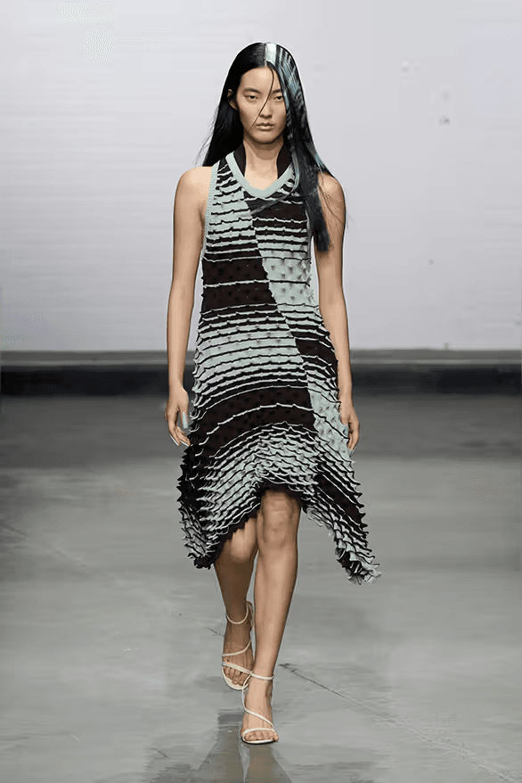 Chet Lo 正式發佈 2025 春夏系列大秀