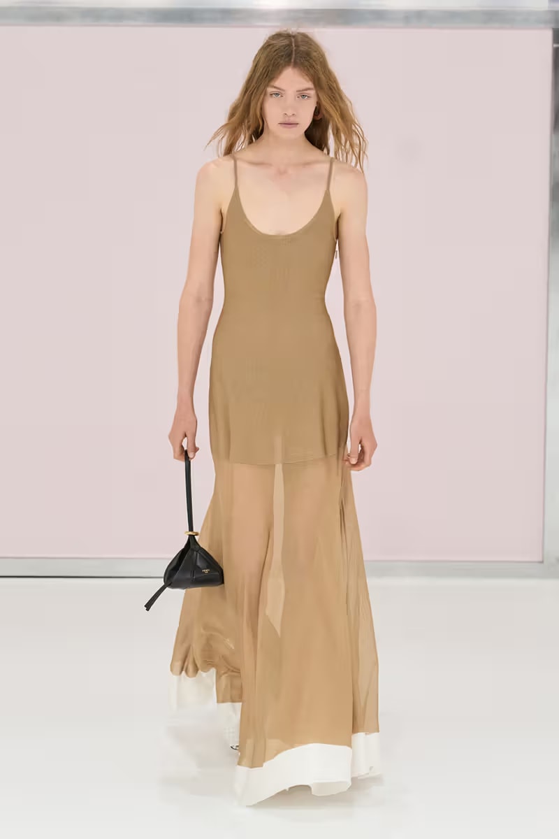 FENDI 2025 春夏女裝大秀正式登場