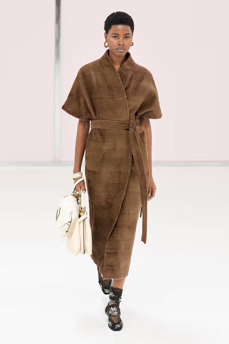 FENDI 2025 春夏女裝大秀正式登場