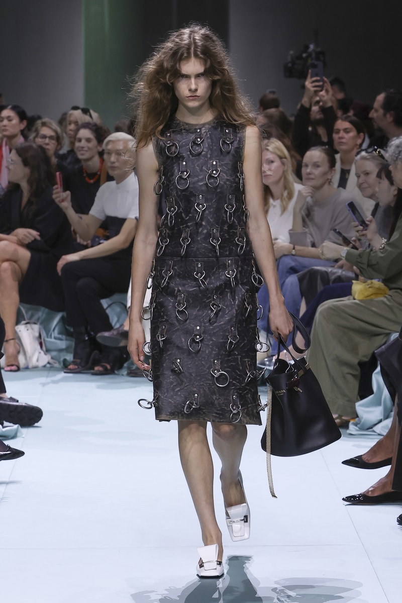 Prada 正式發佈 2025 春夏女裝系列大秀