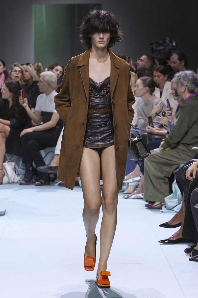 Prada 正式發佈 2025 春夏女裝系列大秀