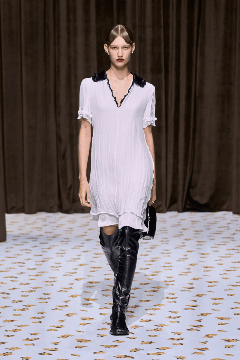 Jil Sander 正式發佈 2025 春夏系列大秀