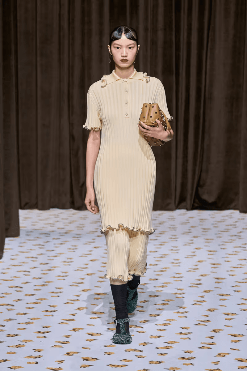 Jil Sander 正式發佈 2025 春夏系列大秀