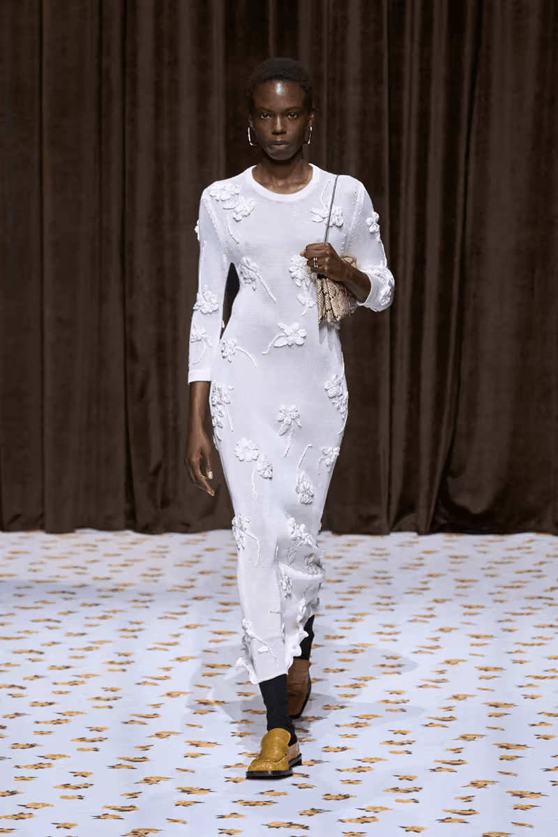 Jil Sander 正式發佈 2025 春夏系列大秀