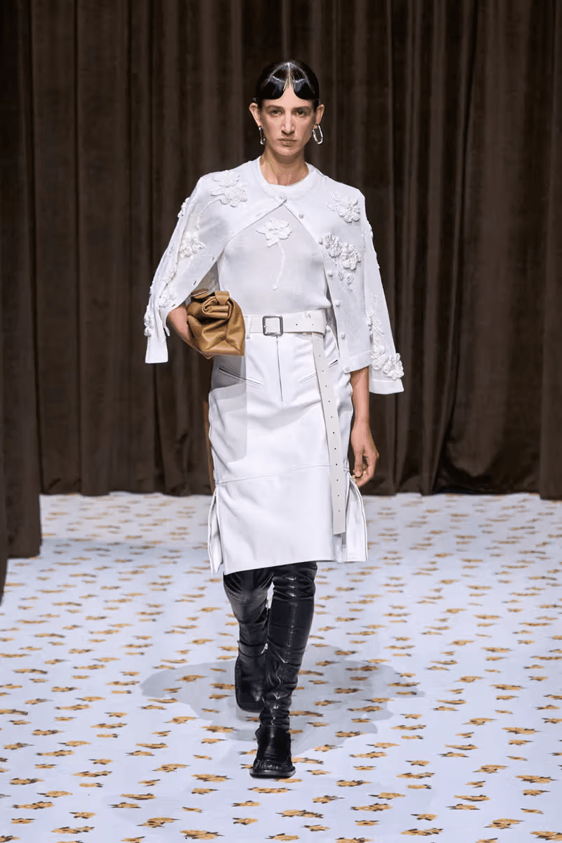 Jil Sander 正式發佈 2025 春夏系列大秀