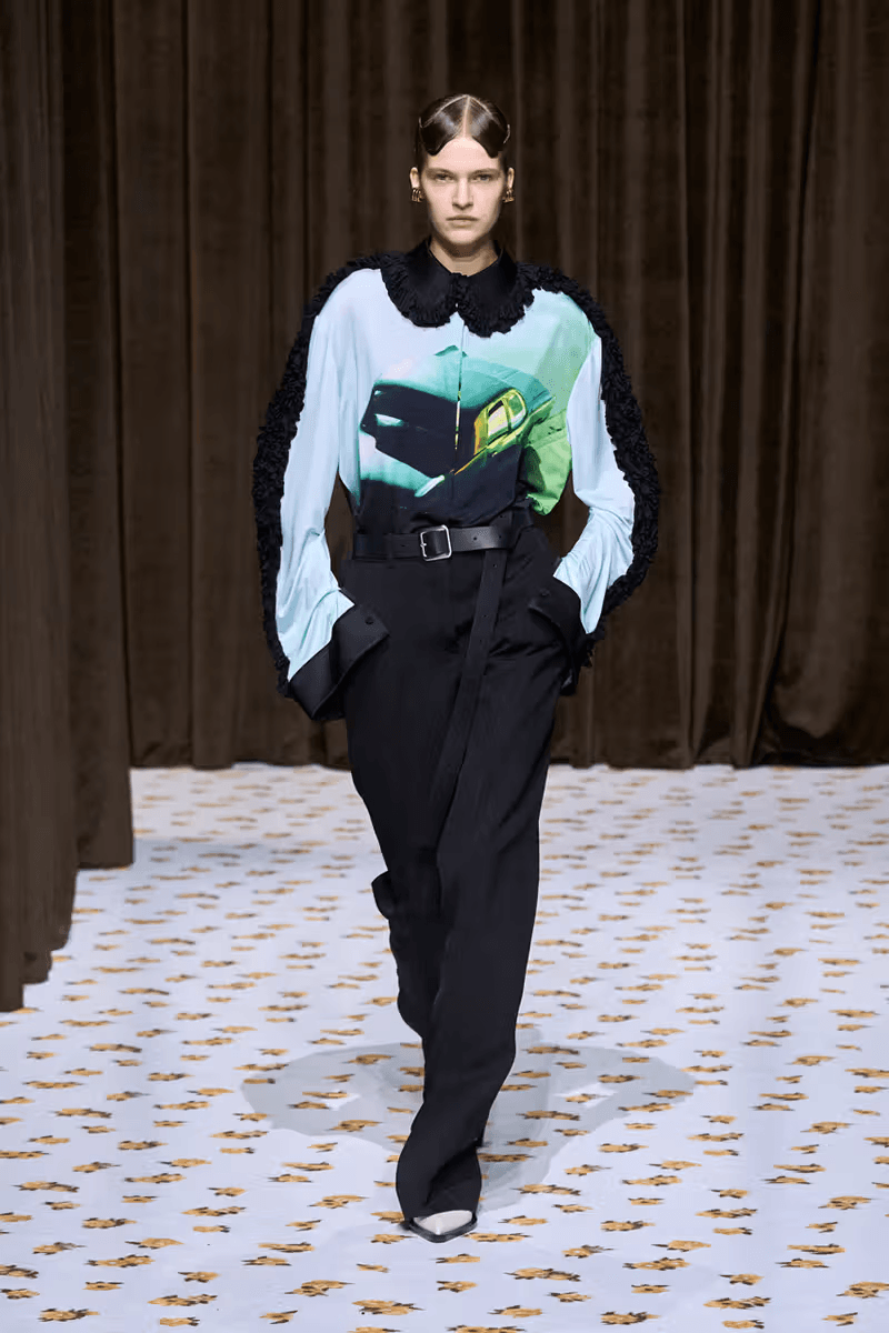 Jil Sander 正式發佈 2025 春夏系列大秀