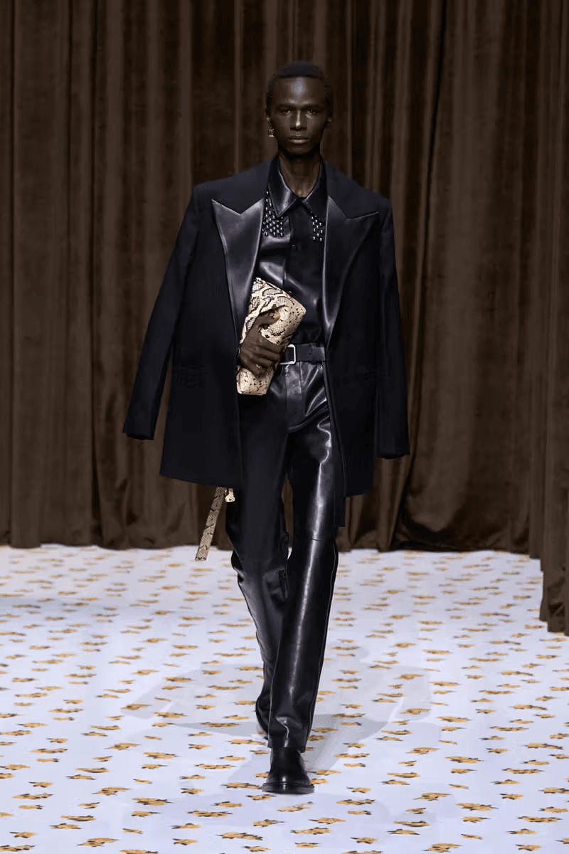 Jil Sander 正式發佈 2025 春夏系列大秀