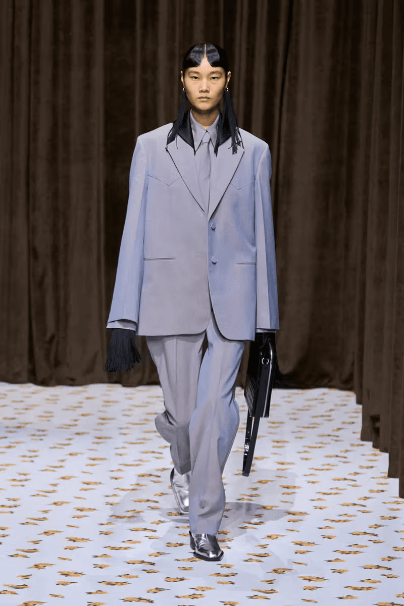 Jil Sander 正式發佈 2025 春夏系列大秀
