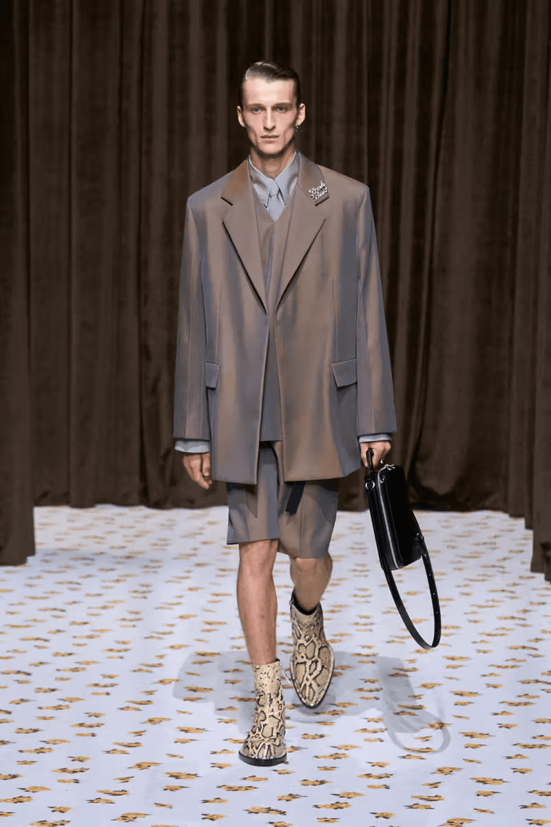 Jil Sander 正式發佈 2025 春夏系列大秀