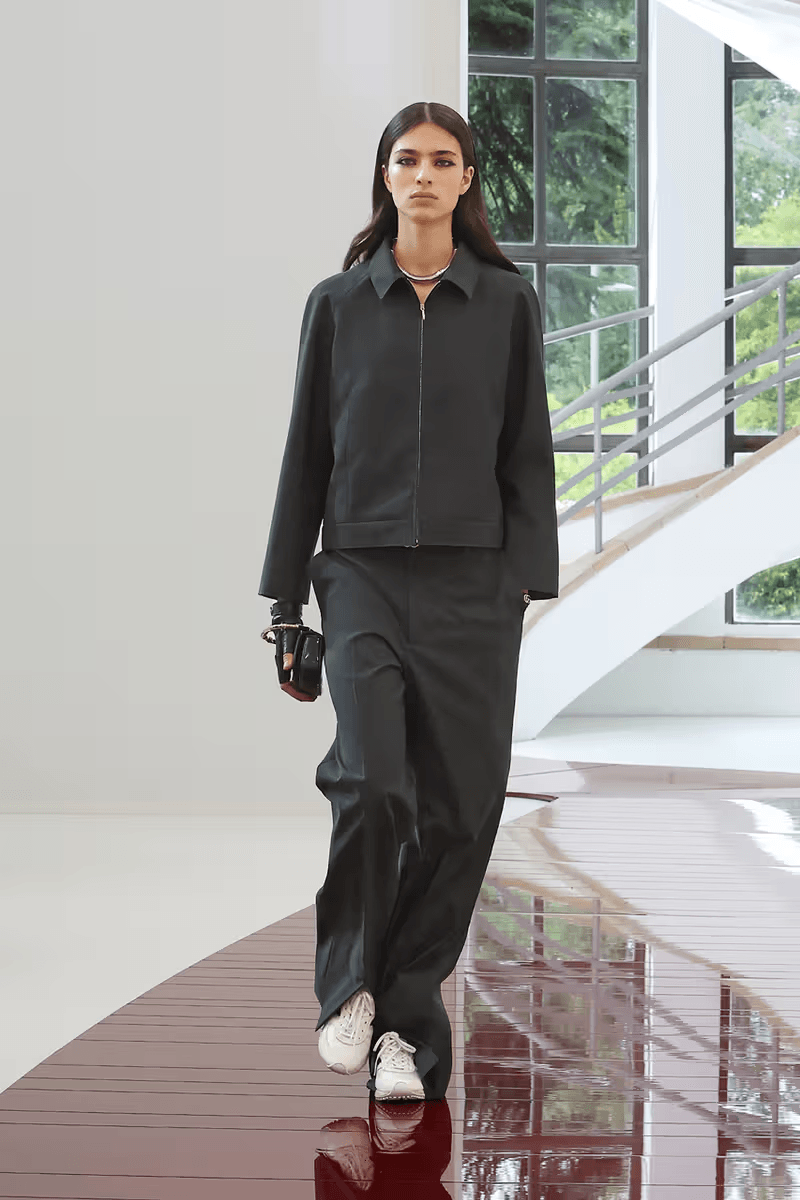 Gucci 正式發佈 2025 春夏女裝系列大秀