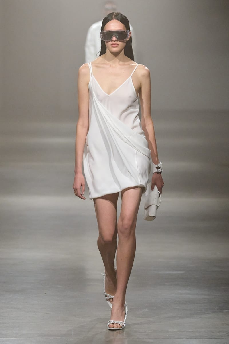 MM6 Maison Margiela 正式發佈 2025 全新春夏系列大秀