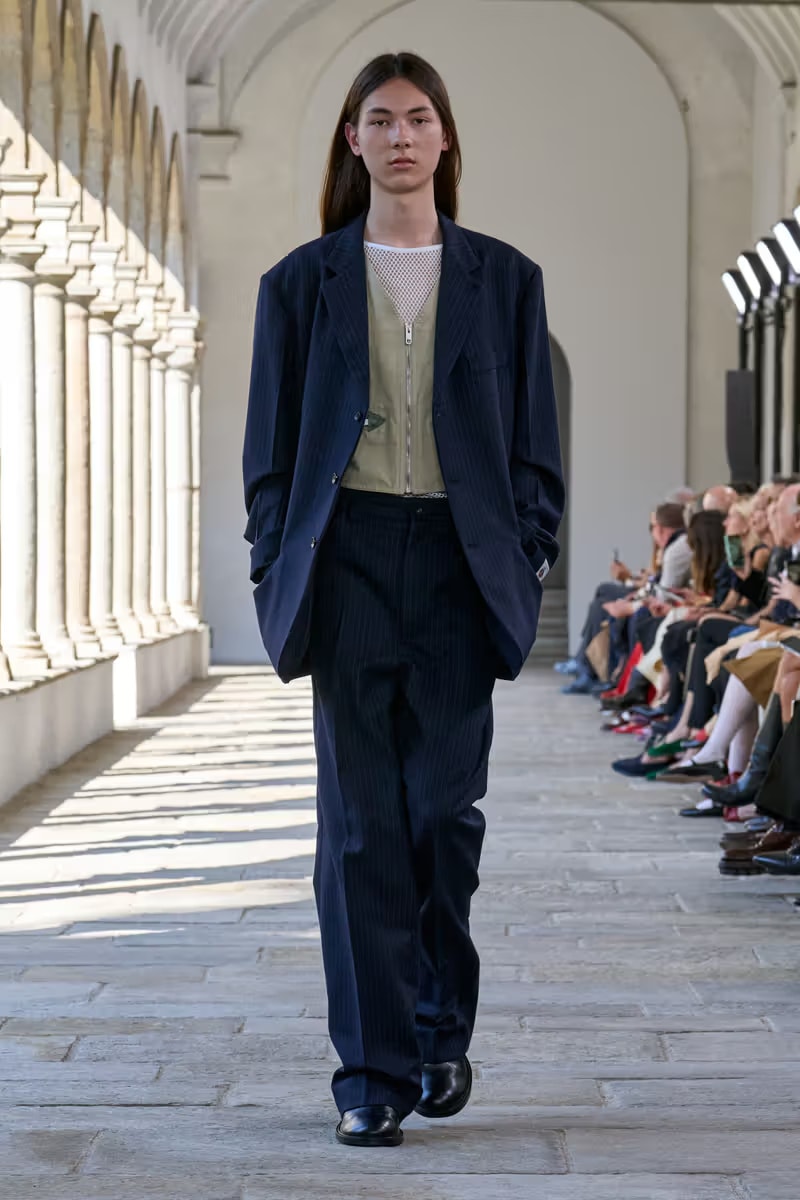 Simone Bellotti 執掌 Bally 2025 春夏系列大秀正式登場
