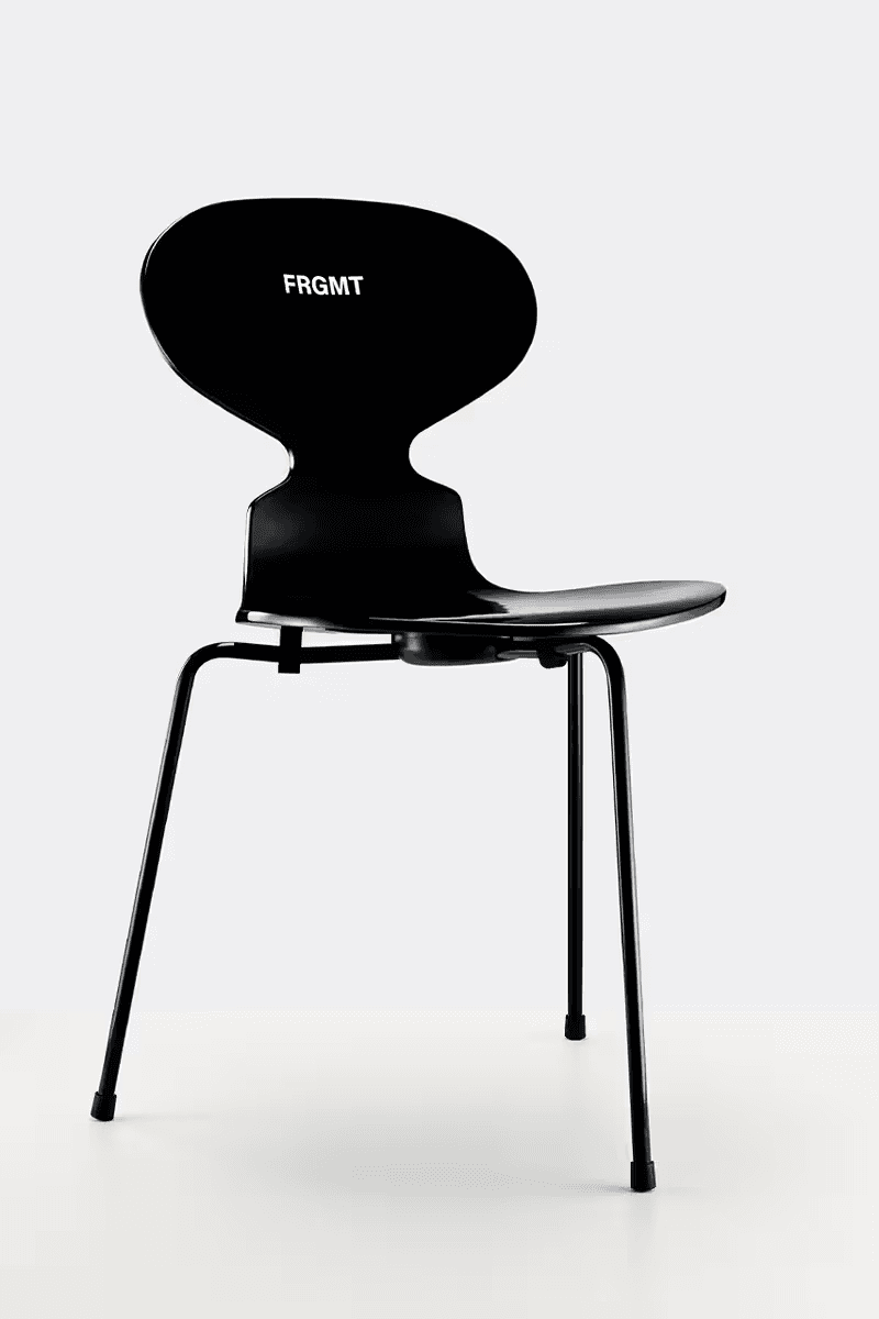 fragment design 二度攜手 Fritz Hansen 推出全新聯乘座椅