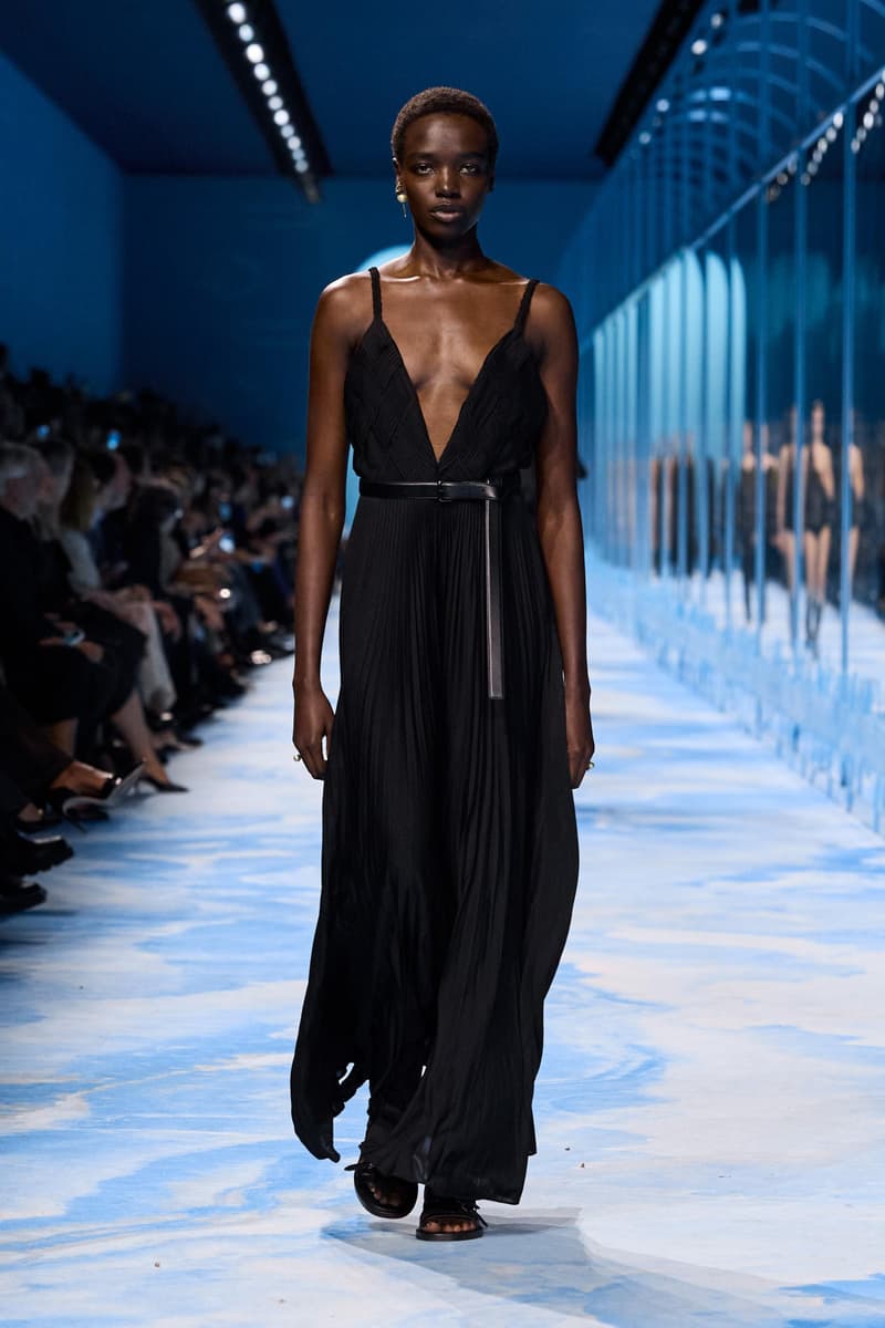 Dior 正式發佈 2025 春夏女裝系列大秀