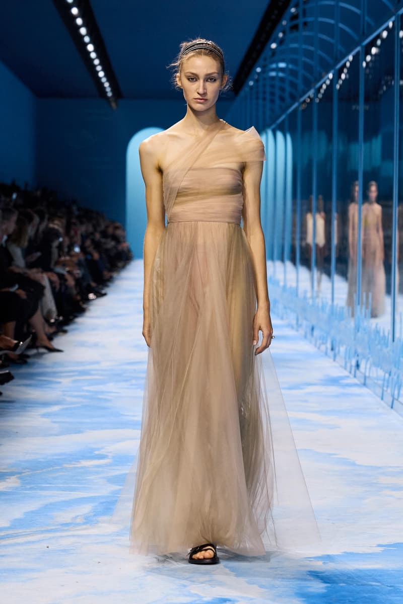 Dior 正式發佈 2025 春夏女裝系列大秀