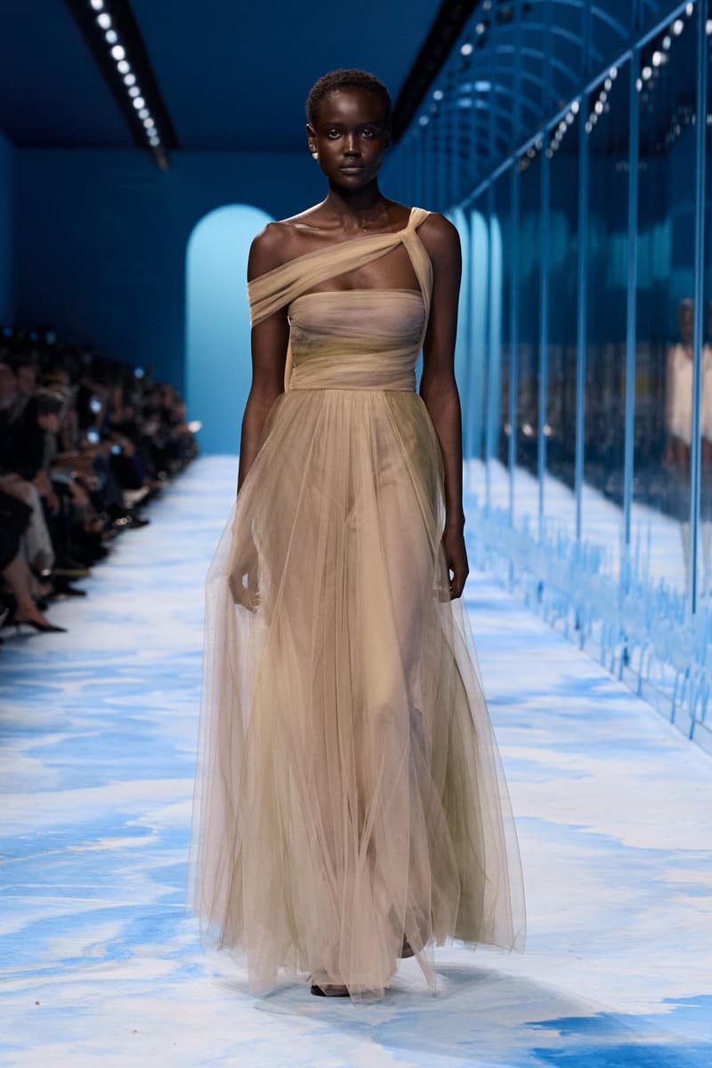Dior 正式發佈 2025 春夏女裝系列大秀