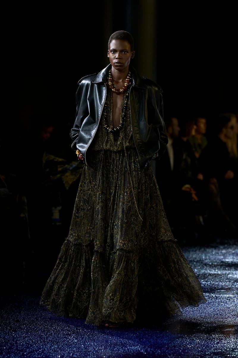 Saint Laurent 2025 夏季女裝系列大秀正式登場