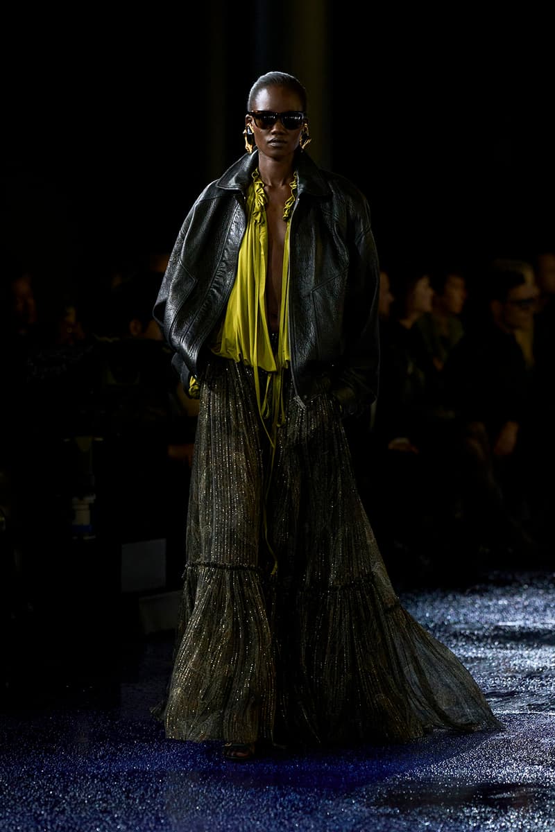 Saint Laurent 2025 夏季女裝系列大秀正式登場