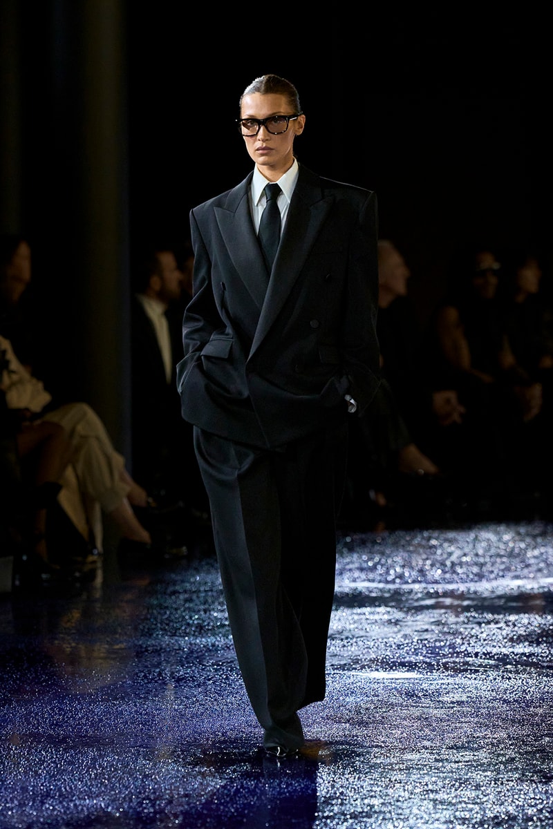 Saint Laurent 2025 夏季女裝系列大秀正式登場