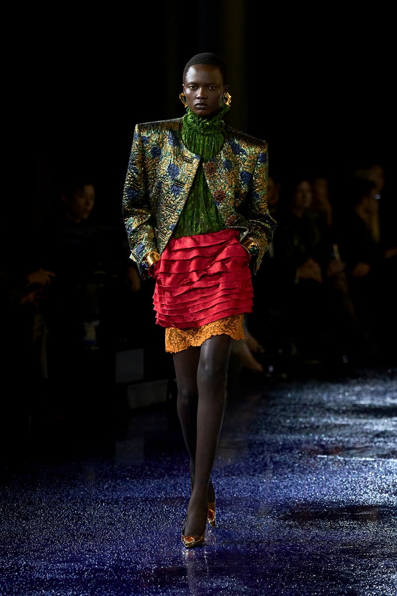 Saint Laurent 2025 夏季女裝系列大秀正式登場