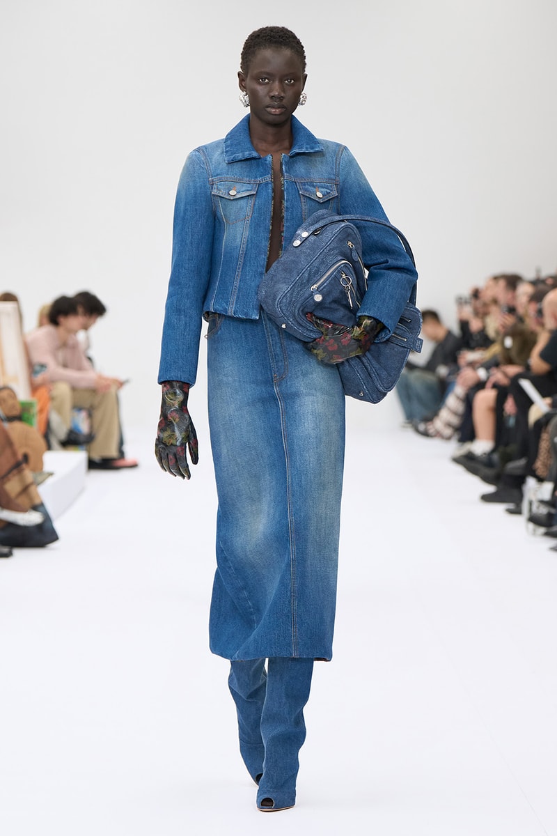 Acne Studios 2025 春夏女裝系列大秀正式登場