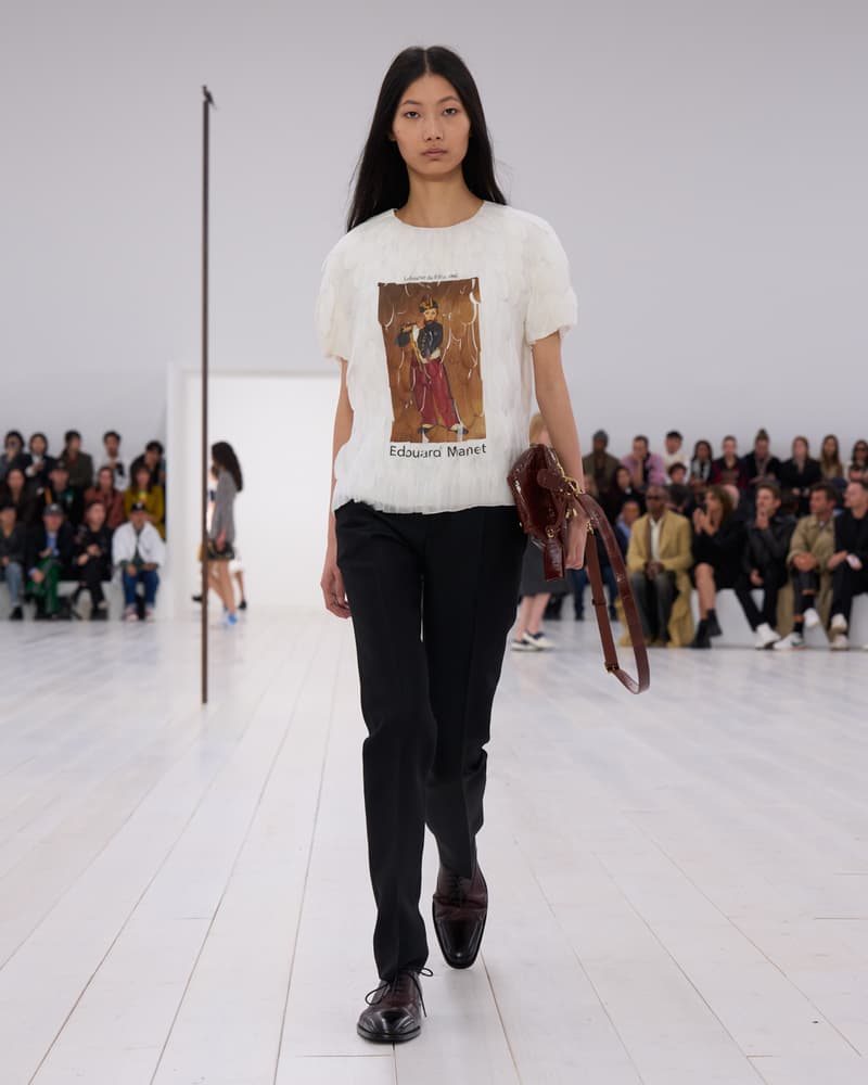 LOEWE 2025 春夏女裝系列大秀正式登場