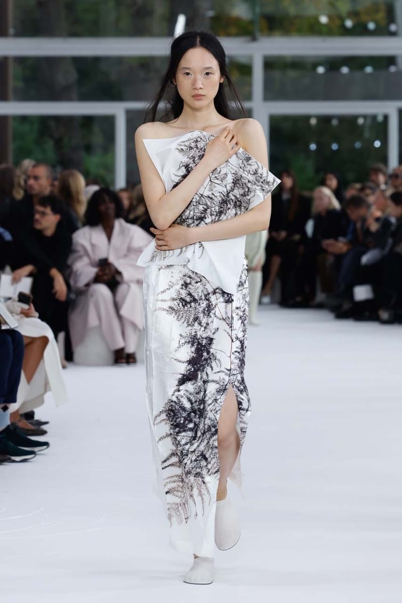 ISSEY MIYAKE 正式發佈 2025 全新春夏系列大秀
