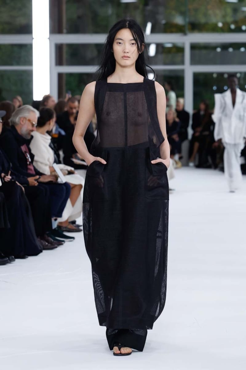 ISSEY MIYAKE 正式發佈 2025 全新春夏系列大秀