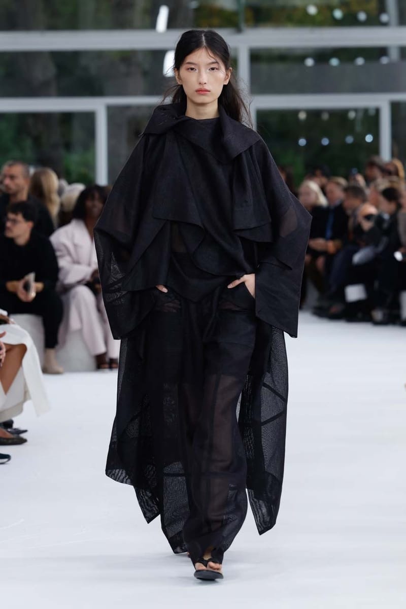 ISSEY MIYAKE 正式發佈 2025 全新春夏系列大秀