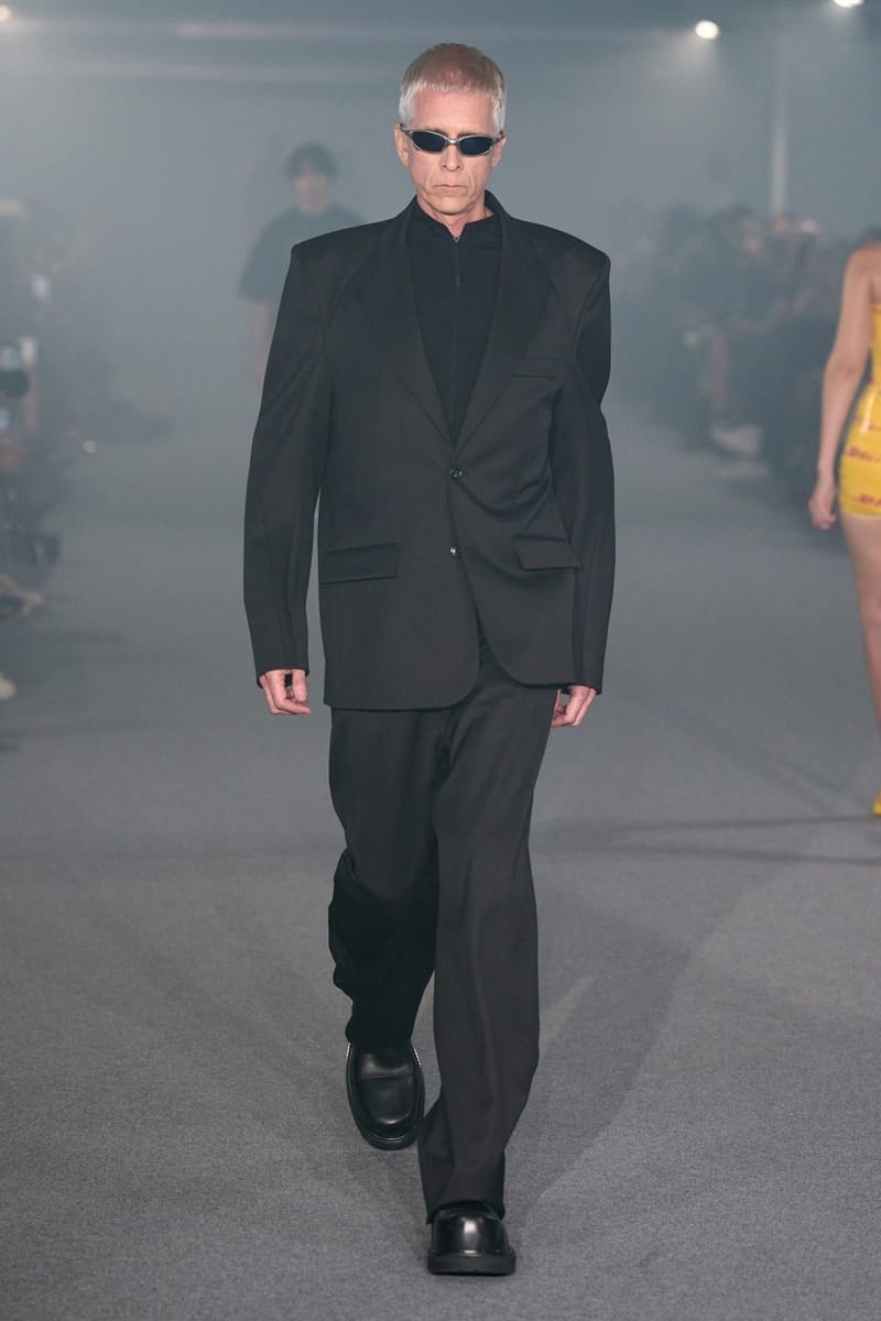 VETEMENTS 正式發佈 2025 全新春夏系列大秀
