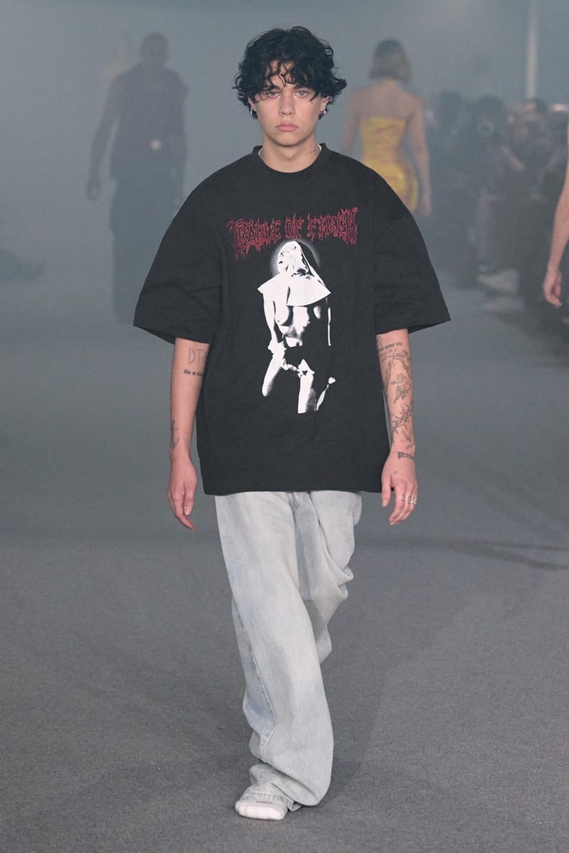 VETEMENTS 正式發佈 2025 全新春夏系列大秀