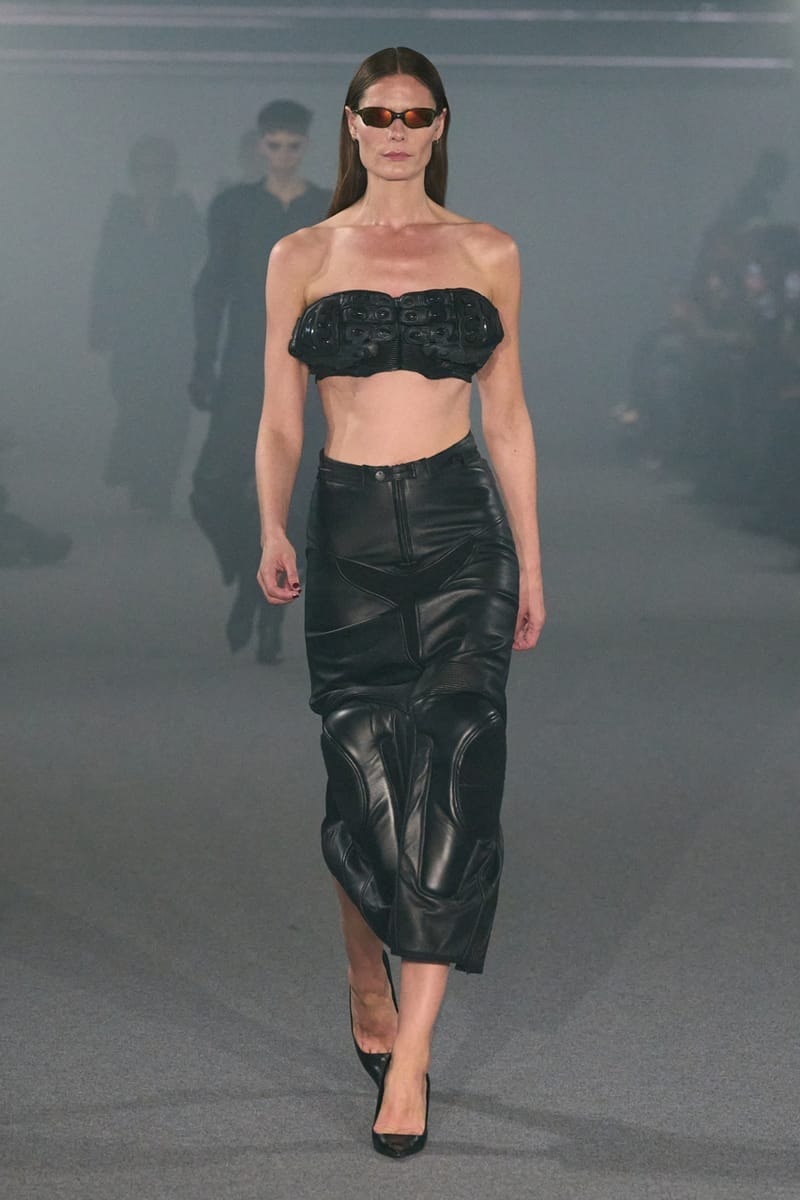 VETEMENTS 正式發佈 2025 全新春夏系列大秀