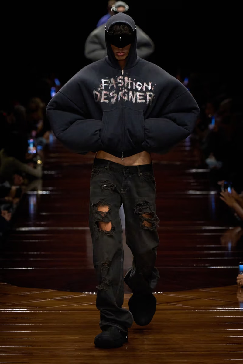 Balenciaga 2025 夏季系列大秀登場