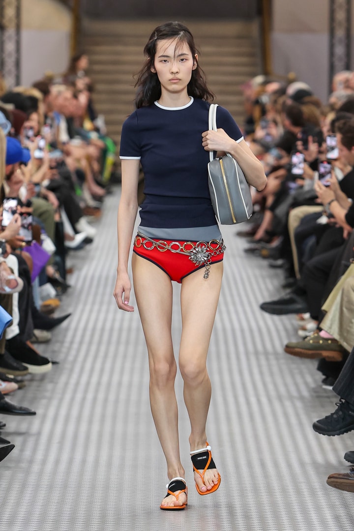 Miu Miu 2025 春夏系列大秀正式登場