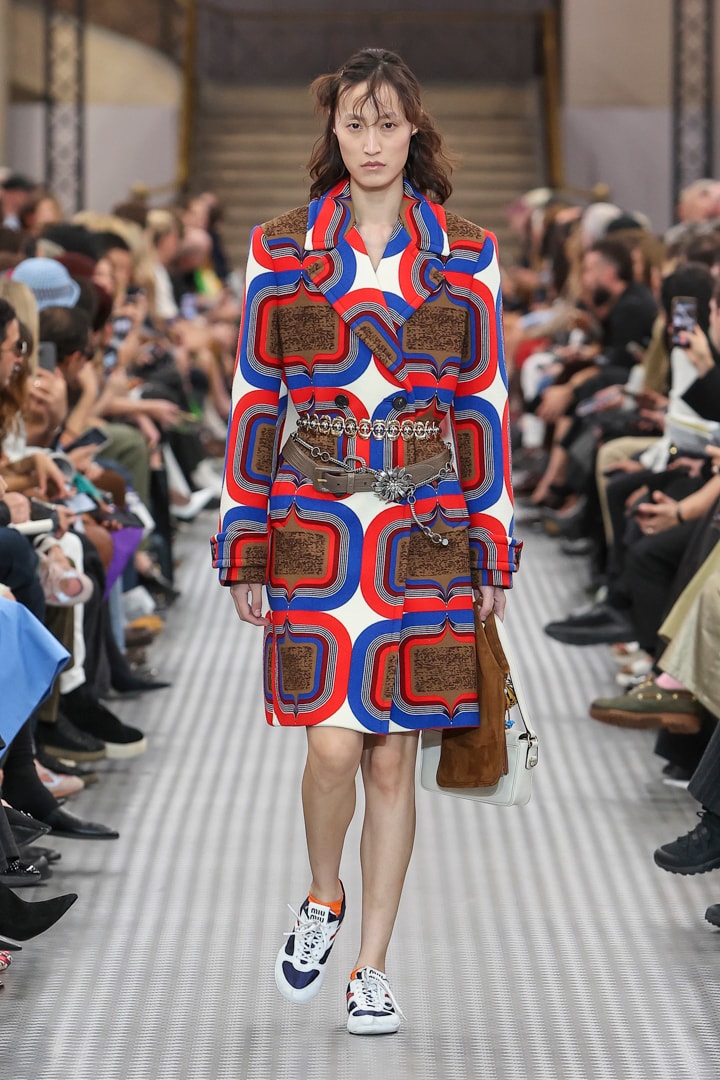 Miu Miu 2025 春夏系列大秀正式登場
