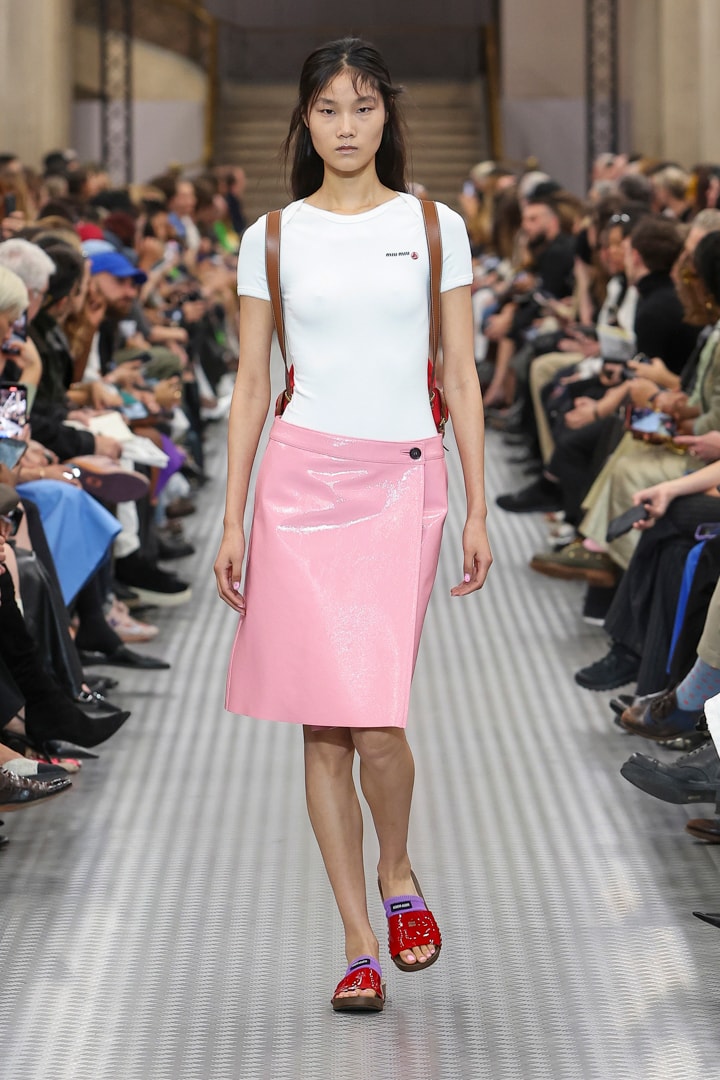 Miu Miu 2025 春夏系列大秀正式登場
