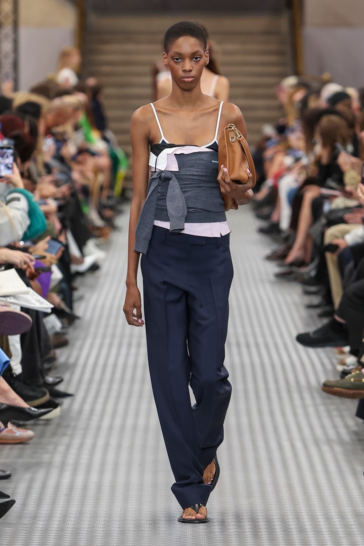 Miu Miu 2025 春夏系列大秀正式登場