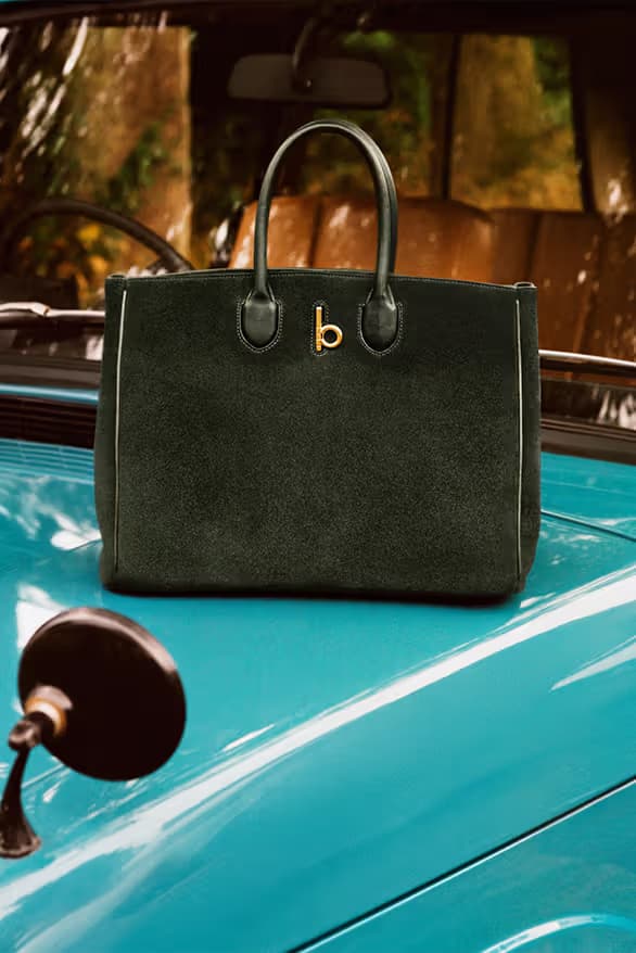 致敬品牌外衣的悠久傳統,Burberry 攜手多名巨星演繹全新形象大片