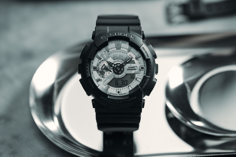 G-SHOCK 最新極簡黑白設計重現演繹各枚經典時計