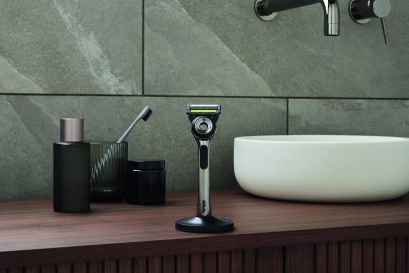 男士儀容必備潮流單品 GilletteLabs 吉列極光剃鬚刀