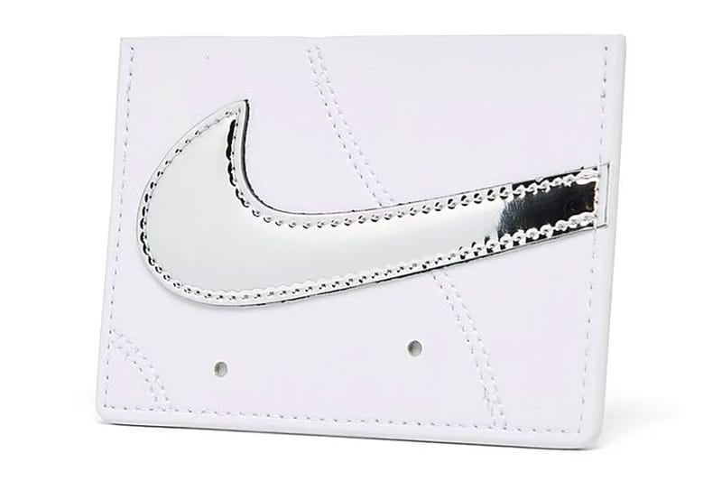 Nike 推出全新白銀造型 Air Force 1 卡夾