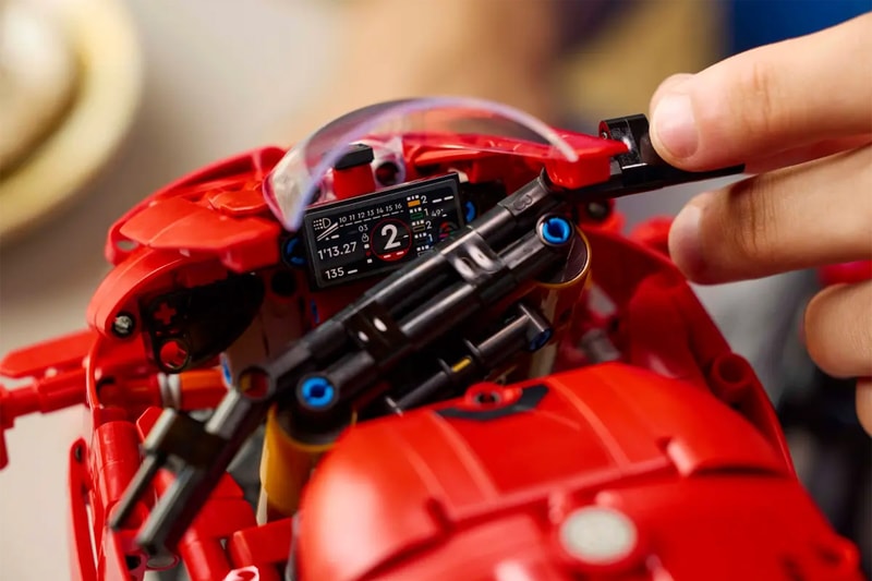 LEGO Technic 推出全新 Ducati Panigale V4 S 積木模型