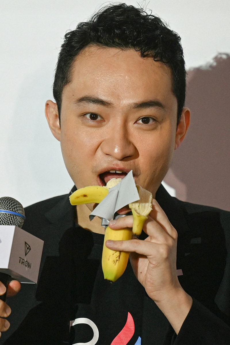 拍賣 $624 萬美元藝術品「膠帶香蕉」被當場食用