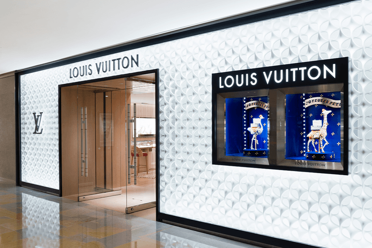 Louis Vuitton 全新獨立腕錶及珠寶專門店正式登陸香港金鐘太古廣場
