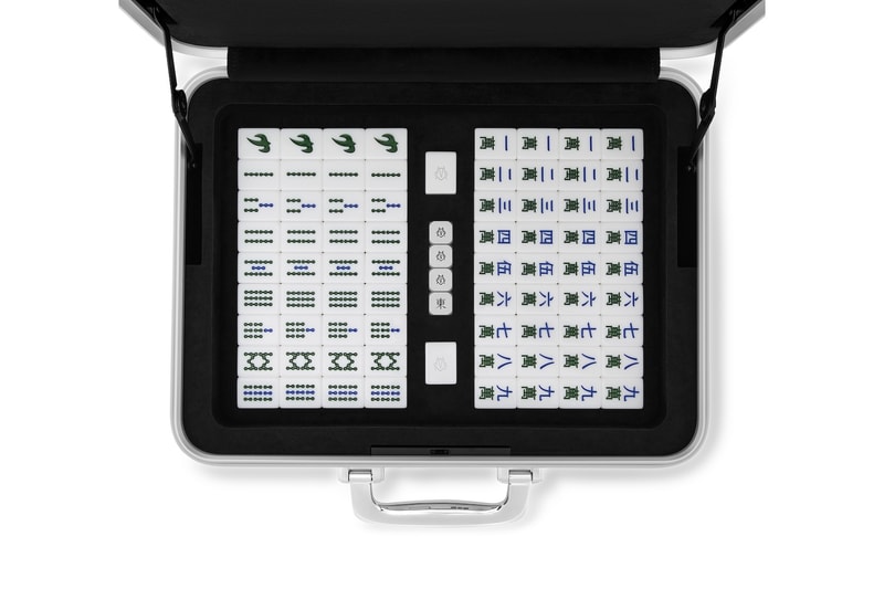 RIMOWA 推出全新 Mahjong Attaché 麻將手提箱