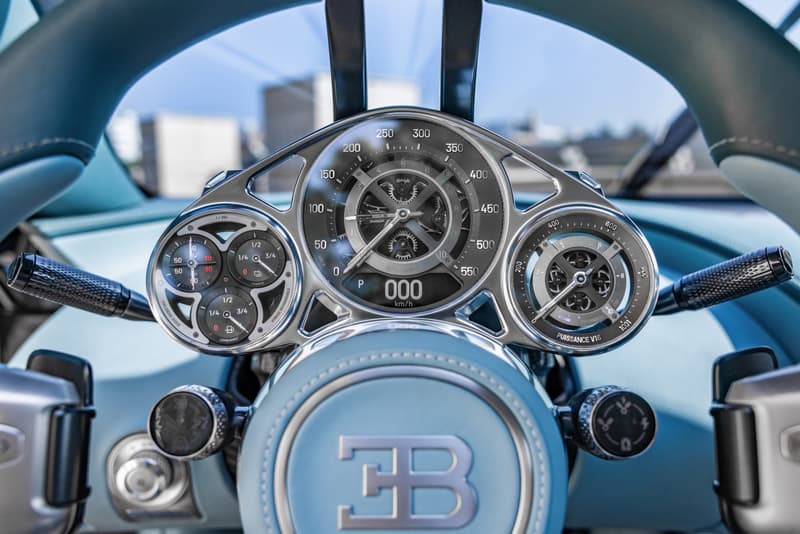 BUGATTI 全新一代 Hypercar 混能超跑 Tourbillon 現身香港