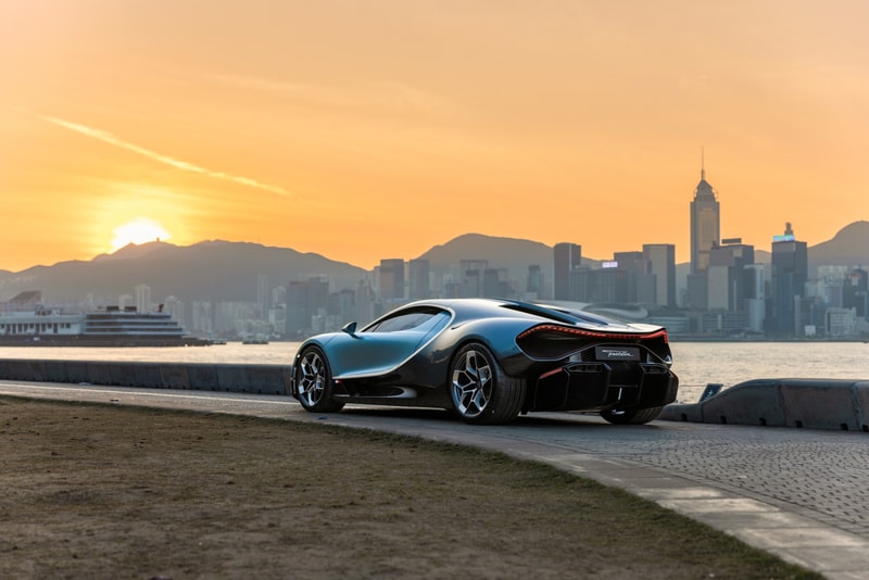 BUGATTI 全新一代 Hypercar 混能超跑 Tourbillon 現身香港