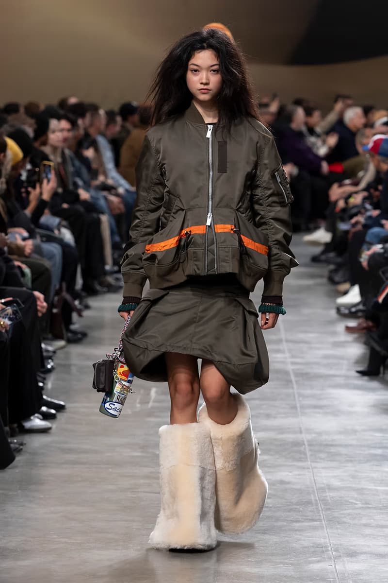 sacai 2025 秋冬系列大秀登場