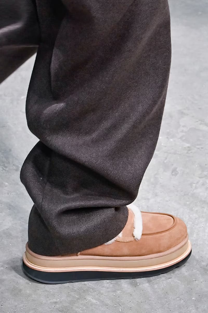 近賞 sacai x UGG 全新 2025 秋冬系列聯名鞋款